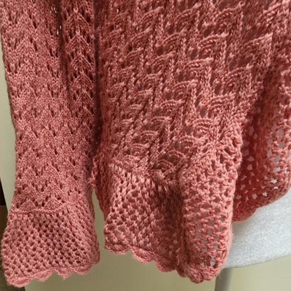 Women's Size Large Ruffled Crocheted Cardigan - Picture 4 of 5